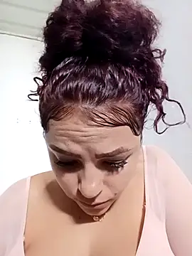 Mommy-Hot online show from 23, 3, 2026