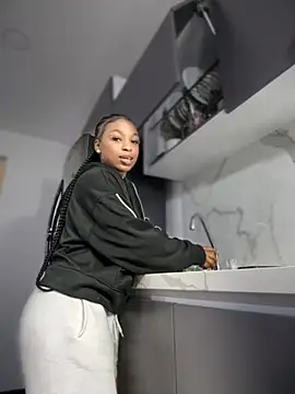 Melany Williams online show from 7, 11, 2025