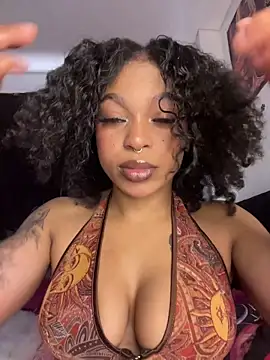 Snapshot of Melany_Williams chatting on 22, 4, 2026 Melany Williams online show from 22, 4, 2026
