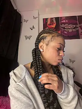 Snapshot of Melany_Williams chatting on 28, 4, 2026 Melany Williams online show from 28, 4, 2026