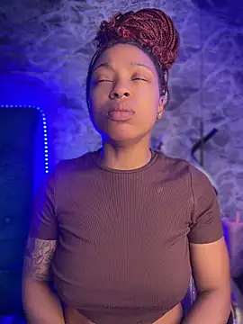 Snapshot of Melany_Williams chatting on 16, 7, 2026 Melany Williams online show from 16, 7, 2026