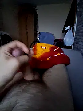 demoniczny82 online show from 9, 11, 2025