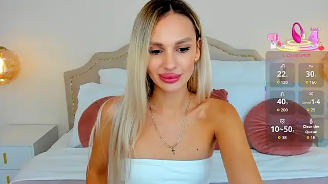 Snapshot of MissLoou chatting on 23, 9, 2025 MissLoou online show from 23, 9, 2025