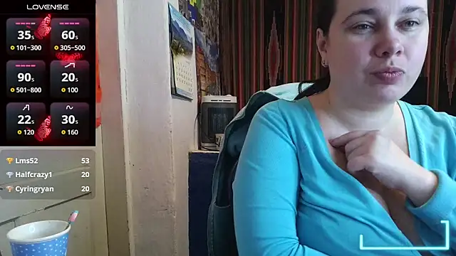 Cora Maro online show from 3, 6, 2026
