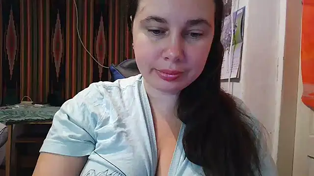 Cora Maro online show from 28, 9, 2025