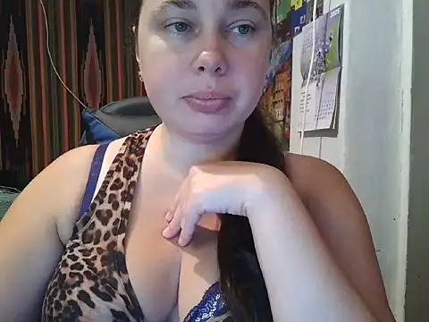 Cora Maro online show from 12, 9, 2025