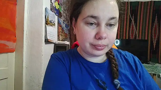 Cora Maro online show from 10, 2, 2026