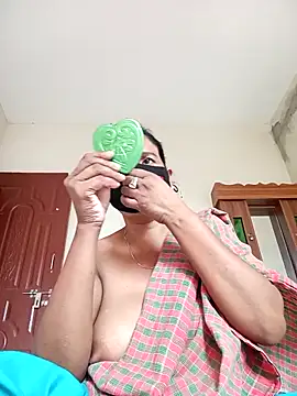 Neha-Roy online show from 5, 4, 2026