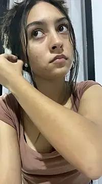 Snapshot of Emelie_Ch1 chatting on 6, 3, 2025 Emelie Ch1 online show from 6, 3, 2025