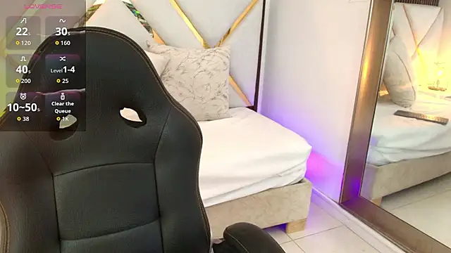 Emelie Ch1 online show from 26, 2, 2026