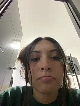 Snapshot of Emelie_Ch1 chatting on 2, 3, 2025 Emelie Ch1 online show from 2, 3, 2025