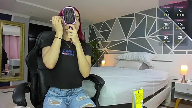 charolbruce 1 online show from 23, 10, 2025