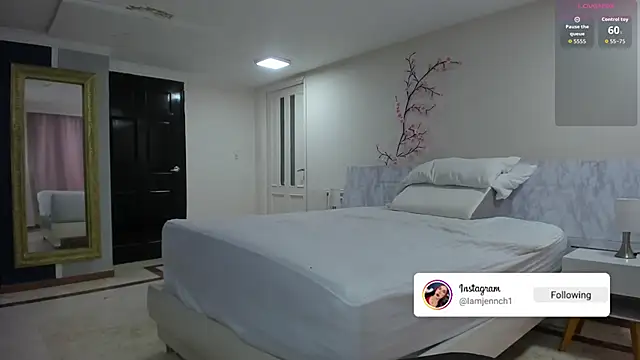 charolbruce 1 online show from 3, 3, 2026