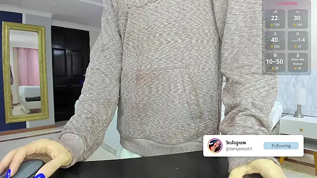 charolbruce 1 online show from 13, 11, 2025