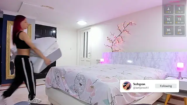 charolbruce 1 online show from 26, 3, 2026