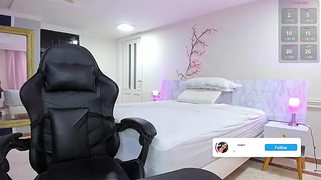 charolbruce 1 online show from 9, 3, 2026