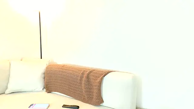 Snapshot of Zoe_Benson chatting on 31, 7, 2026 Zoe Benson online show from 31, 7, 2026