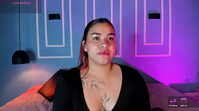 Snapshot of Zaily_zcc chatting on 28, 11, 2025 Zaily zcc online show from 28, 11, 2025