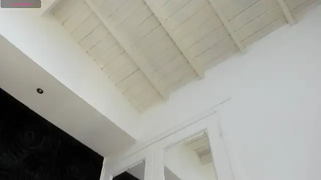 AbigailWilliams  online show from 14, 11, 2025