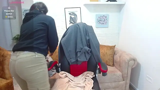 cattalheya online show from 13, 10, 2025