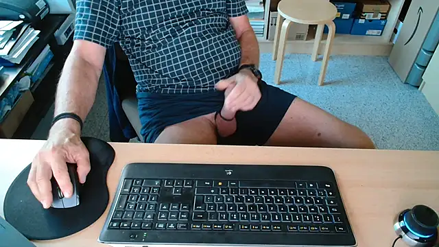 Snapshot of Piero1966@xh chatting on 2, 7, 2026 Piero1966xh online show from 2, 7, 2026