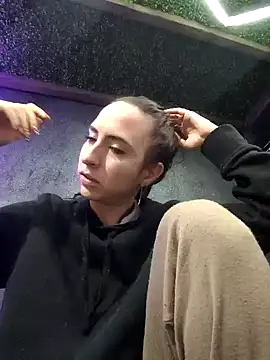 Snapshot of pleasure_of_life chatting on 14, 11, 2025 pleasure of life online show from 14, 11, 2025