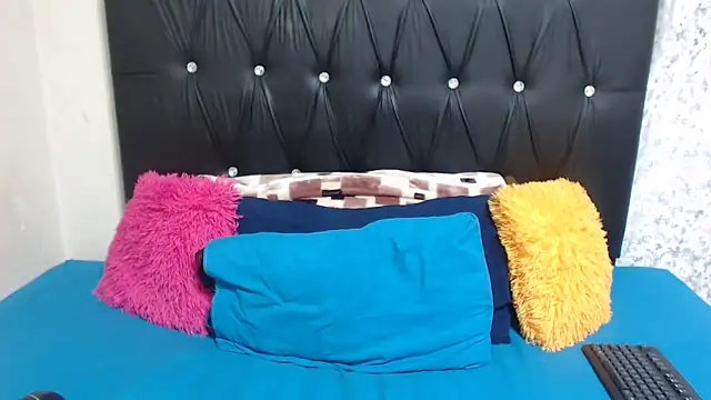 SexyHipsStar online show from 2, 2, 2025