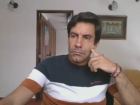 Snapshot of elkike1980 chatting on 15, 7, 2026 elkike1980 online show from 15, 7, 2026