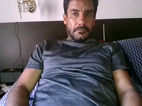 Snapshot of elkike1980 chatting on 18, 5, 2026 elkike1980 online show from 18, 5, 2026