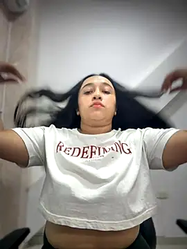 cata megan online show from 25, 11, 2025