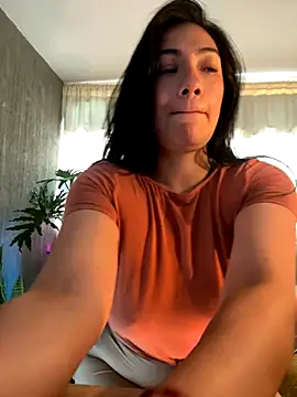 emmily d online show from 20, 11, 2025