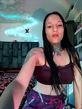 Snapshot of Nicole420squirt chatting on 10, 10, 2025 Nicole420squirt online show from 10, 10, 2025