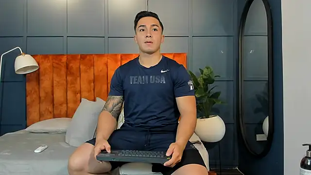 Ryan Hunt online show from 8, 2, 2025