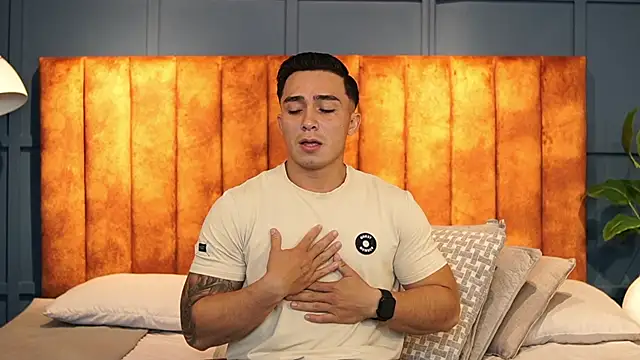 Ryan Hunt online show from 12, 10, 2025