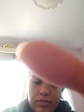 LorenRosse online show from 15, 10, 2025