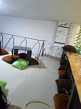 LorenRosse online show from 21, 12, 2025