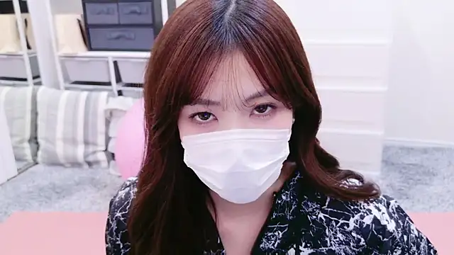 Snapshot of oxo_yuna_oxo chatting on 11, 2, 2025 oxo yuna oxo online show from 11, 2, 2025