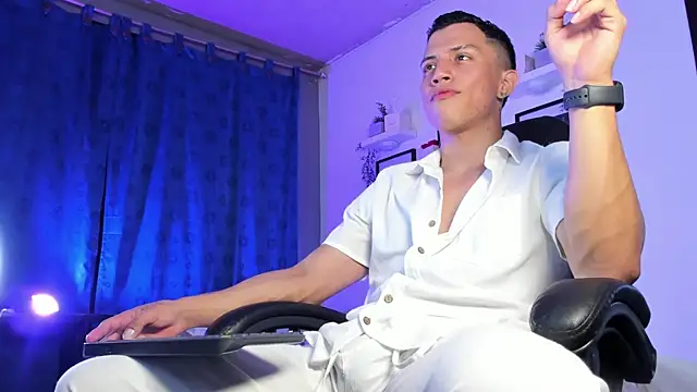 ThomsEvery  online show from 1, 12, 2025