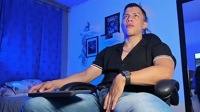 ThomsEvery  online show from 13, 11, 2025