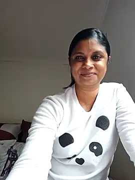 Snapshot of Sensual_indian7 chatting on 7, 11, 2025 Sensual indian7 online show from 7, 11, 2025