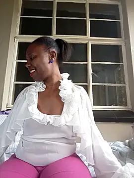 YourDreamLady22 online show from 14, 11, 2025