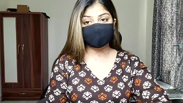 Snapshot of Hoty-Shivangi chatting on 16, 5, 2026 Hoty-Shivangi online show from 16, 5, 2026
