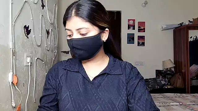Snapshot of Hoty-Shivangi chatting on 28, 6, 2026 Hoty-Shivangi online show from 28, 6, 2026
