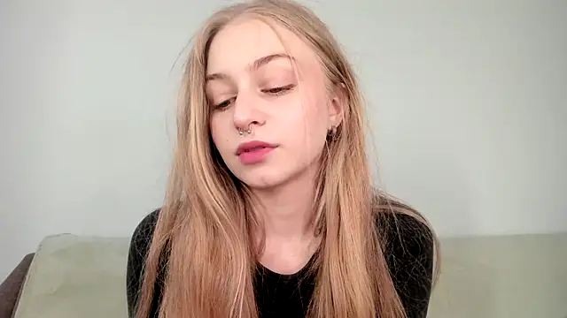 MiaMews online show from 15, 5, 2026