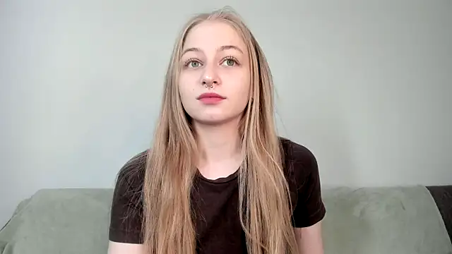 MiaMews online show from 19, 5, 2026