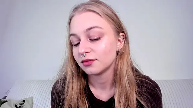 MiaMews online show from 11, 2, 2026