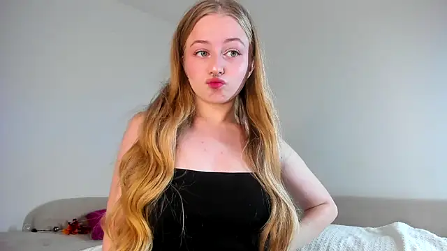 MiaMews online show from 27, 11, 2025