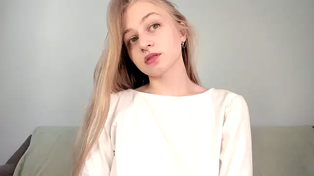 MiaMews online show from 21, 5, 2026