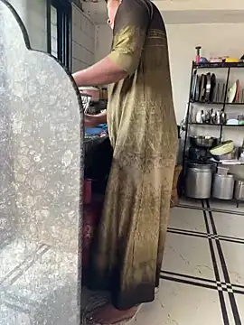 xyztopbeing online show from 24, 12, 2024