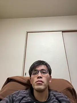 ryusei18570 online show from 14, 2, 2025